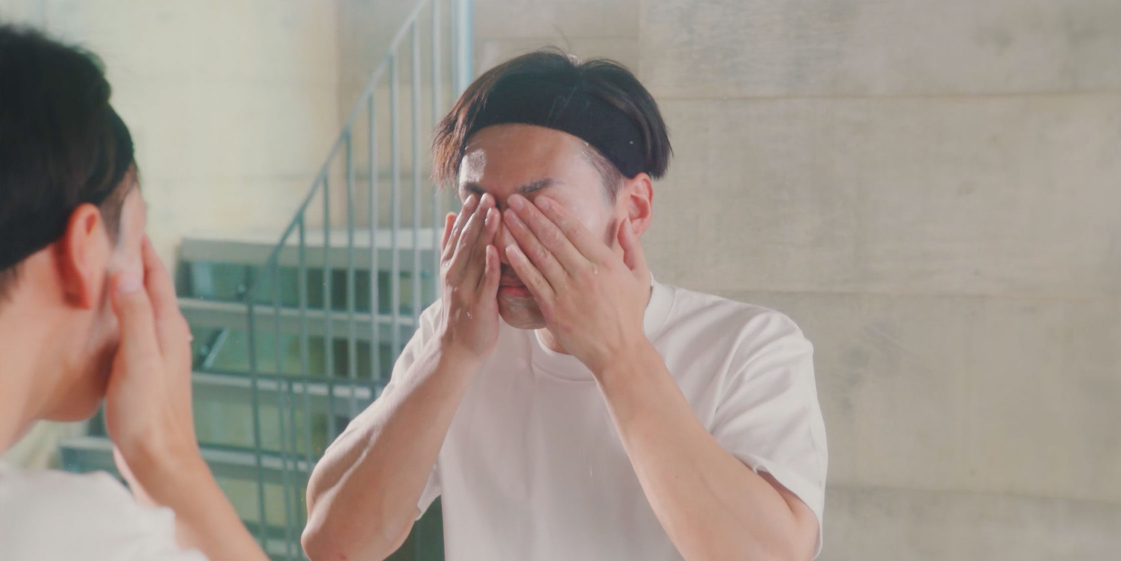 洗顔料 NY SPARK BEAUTY more 炭酸洗顔フォーム 140gの卸・通販